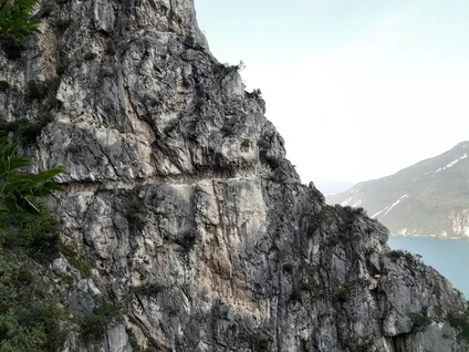 Klettern: der Schmugglerpfad am Gardasee 7